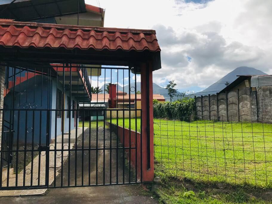 شقة La Fortuna  في Apartamento Vista Al Arenal المظهر الخارجي الصورة
